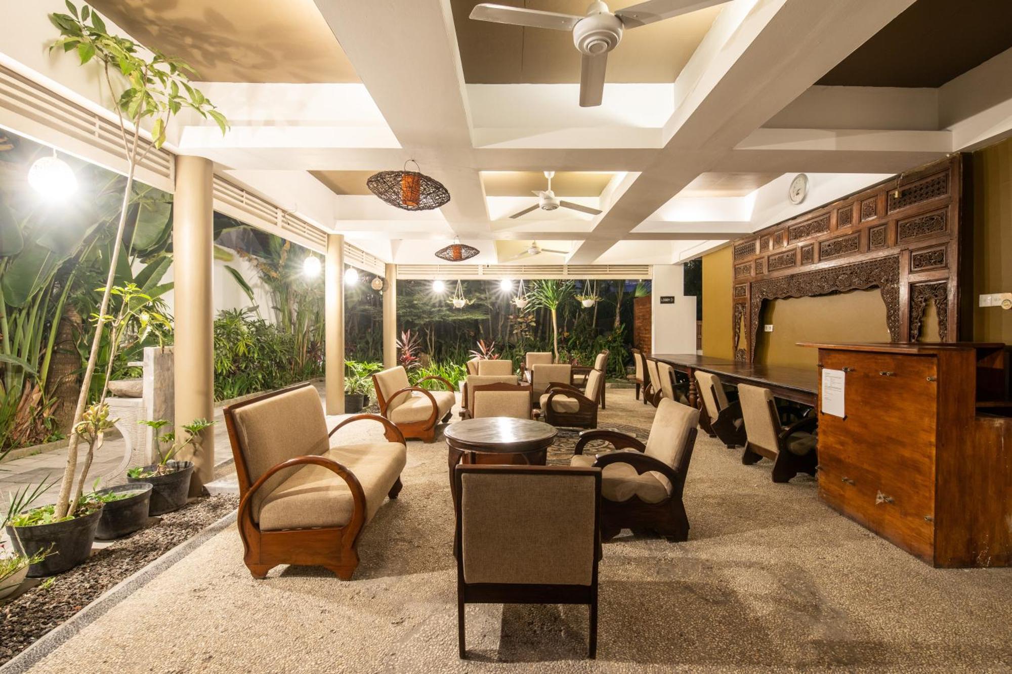 1-br Private Pool Wander Kunti Utara St Villa